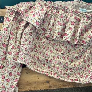 Strapless long sleeve floral blouse